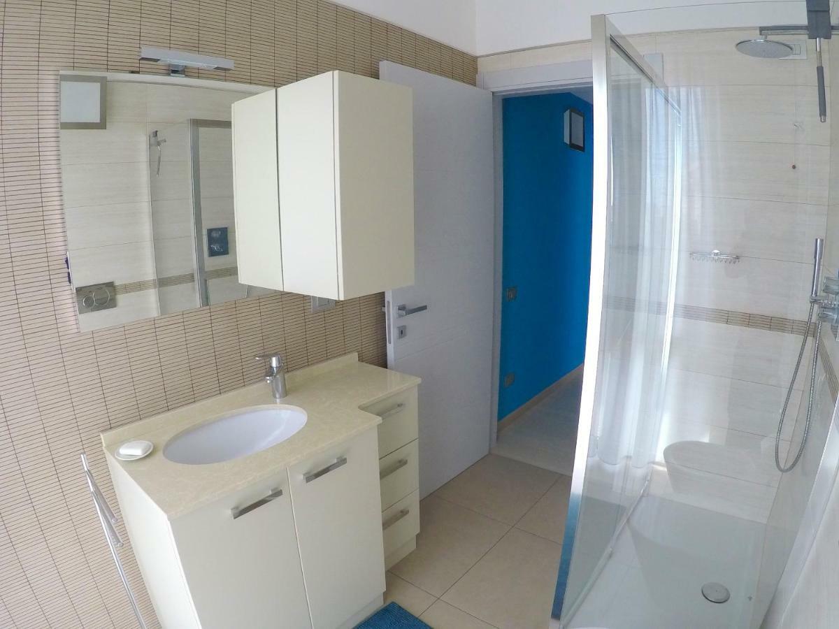 Levante Appartamento Di Pregio, Terrazza E Vista Panoramica Sul Mare E La Citta Viareggio Exterior photo